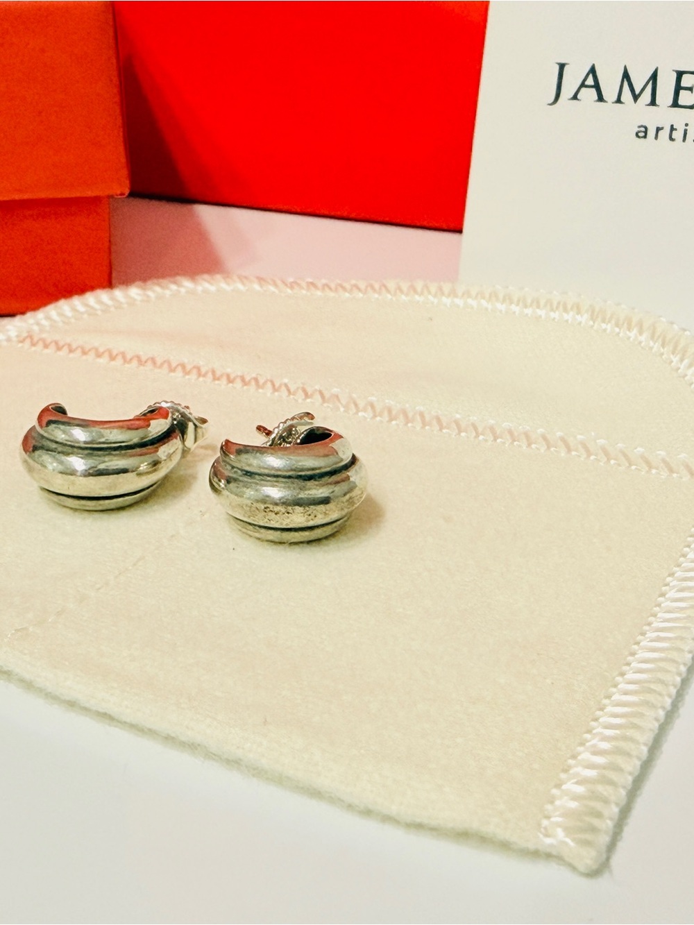 Retired James Avery Artisan Sterling “Trio Beveled" Hoop Earrings - Picture 4 of 13